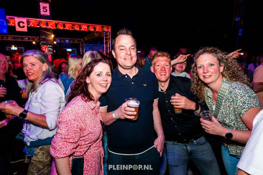 Publiek Bewerkt    (17)